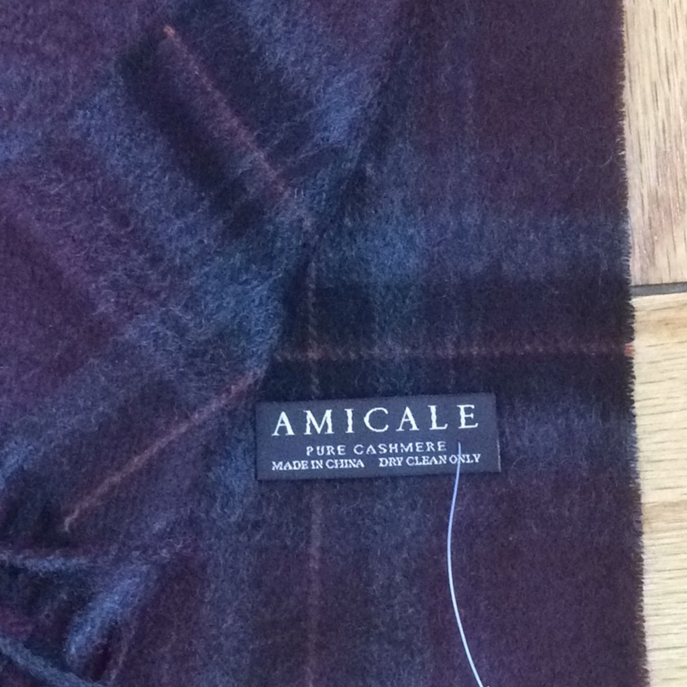 Amicale Scarf - image 6